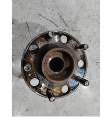 Ступица передняя правая