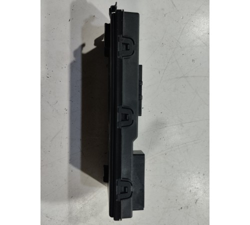 Блок управления крышкой багажника