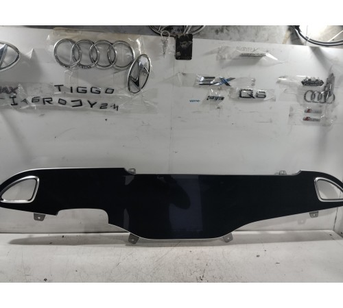 Информационный дисплей монитор мультимедийный