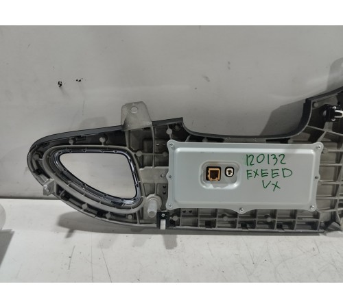 Информационный дисплей монитор мультимедийный