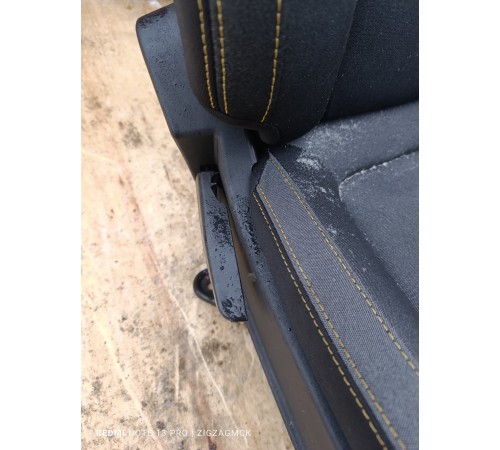 Сиденье переднее правое