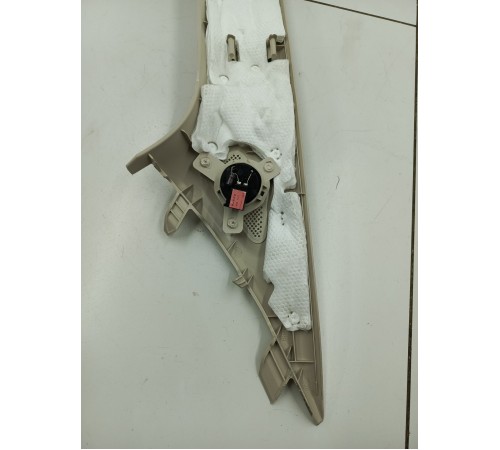 Обшивка стойки передняя правая