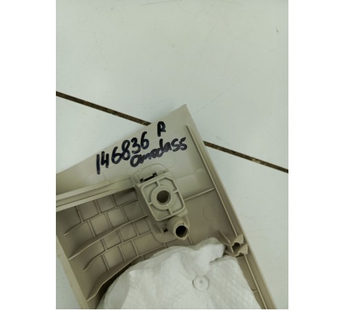 Обшивка стойки передняя правая