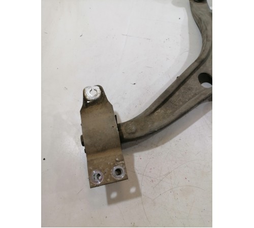 Рычаг подвески передний левый