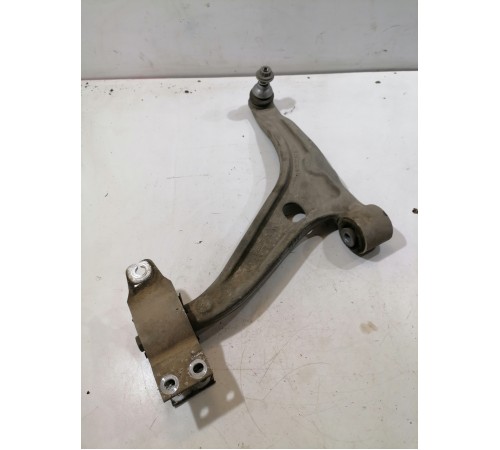 Рычаг подвески передний левый