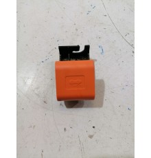  Ручка открывания капота