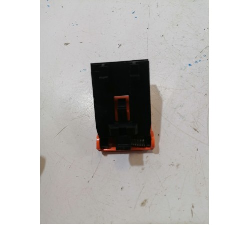  Ручка открывания капота