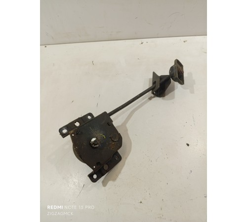 Механизм подъема запасного колеса