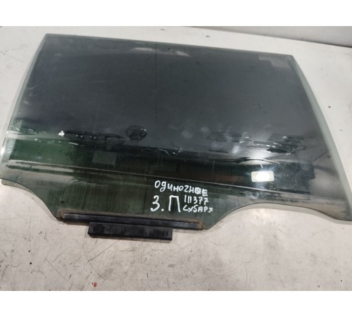 Стекло двери (заднее правое)