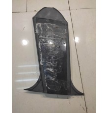 накладка стойки наружняя (правая)