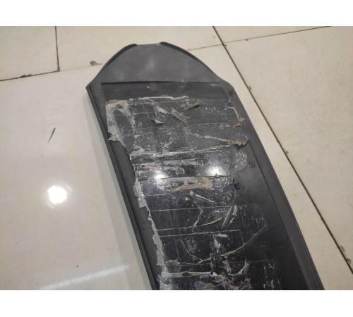 накладка стойки наружняя (правая)