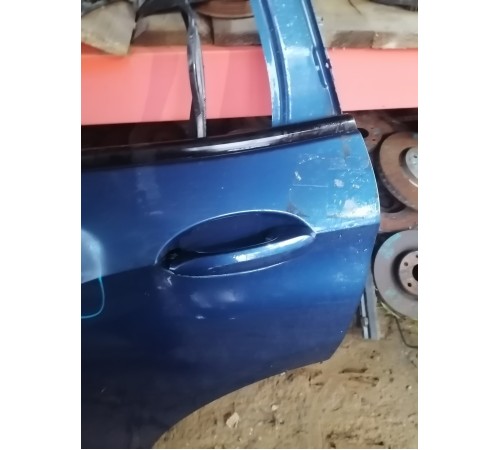 Дверь задняя левая