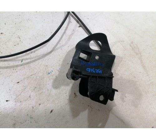 Трос открывания капота с кронштейном