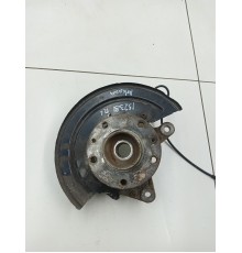 Кулак поворотный передний левый