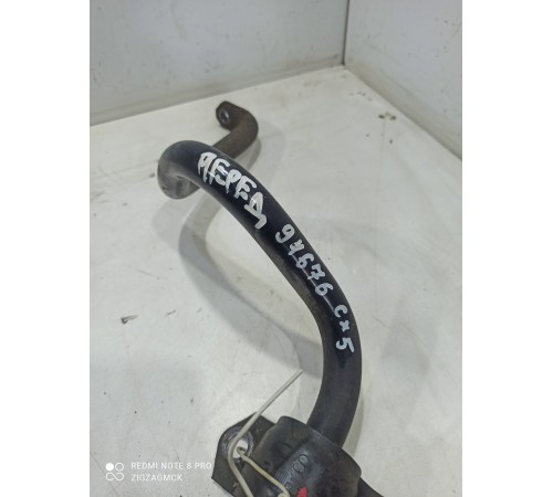 Стабилизатор передний