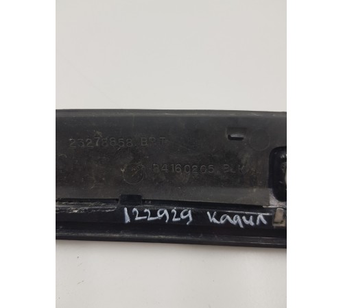 Накладка кузова задняя правая внешняя