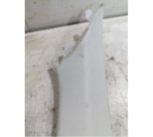 Обшивка стойки лобового стекла правая