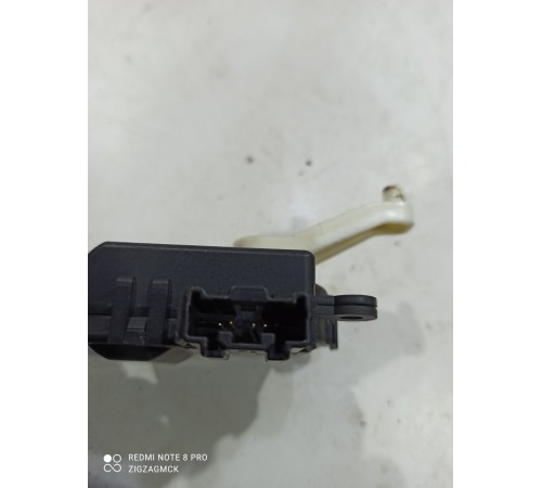 Моторчик привода заслонок отопителя