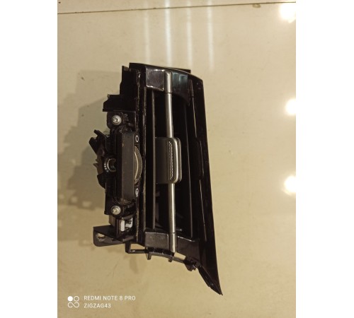 Воздушный дефлектор(левый)