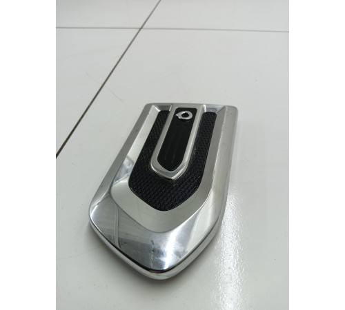 Накладка крыла переденяя правая