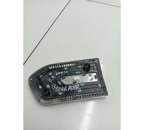 Накладка крыла переденяя правая