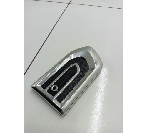 Накладка крыла переденяя правая