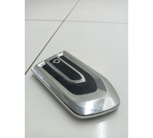 Накладка крыла переденяя правая