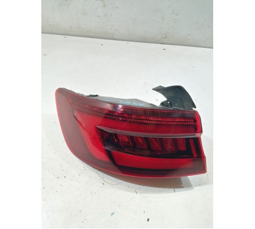 Фонарь задний наружный левый