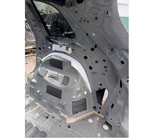 Крыло заднее правое