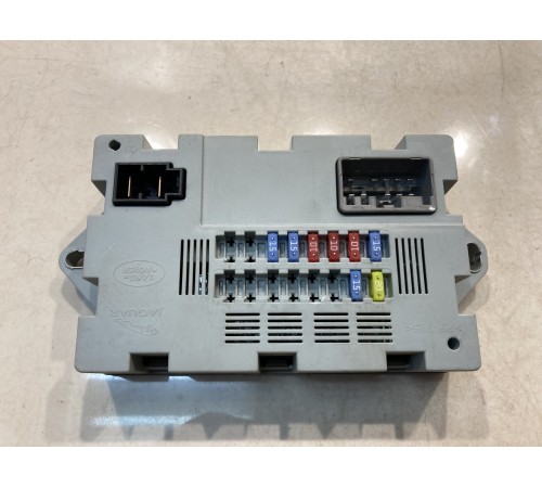 Блок предохранителей