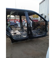 Порог со стойкой правый