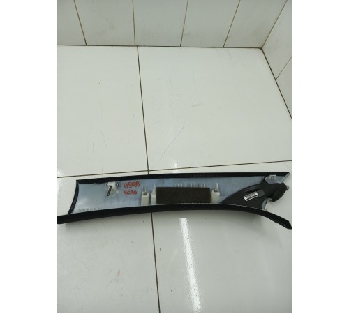 Обшивка стойки лобового стекла правая