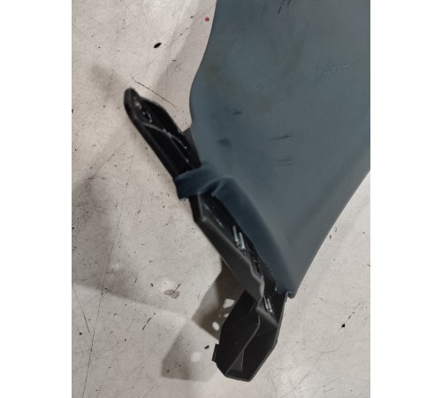 Обшивка задней стойки (левая верхняя)