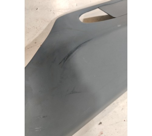 Обшивка задней стойки (левая верхняя)