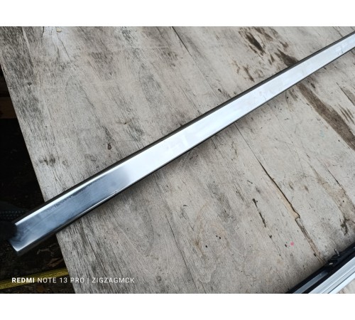 Рейлинг крыши левый