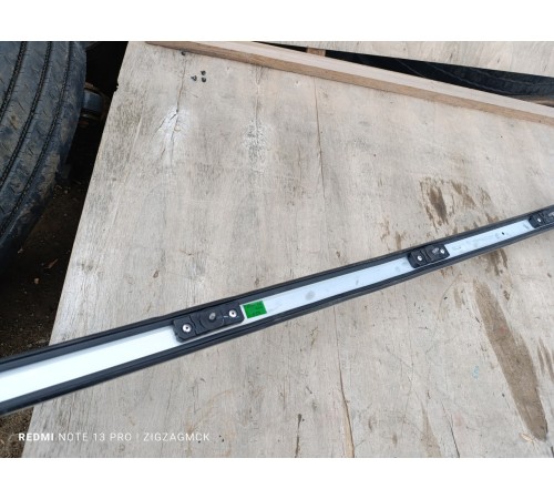 Рейлинг крыши левый