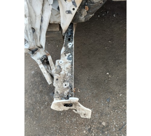 Лонжерон (четверть) передний правый