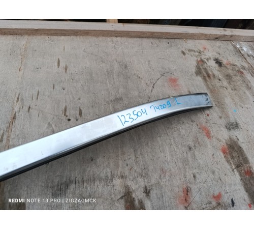 Рейлинг крыши левый