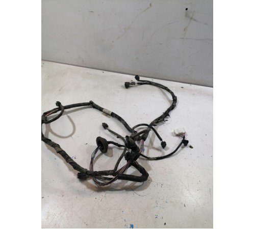 Электропроводка заднего бампера