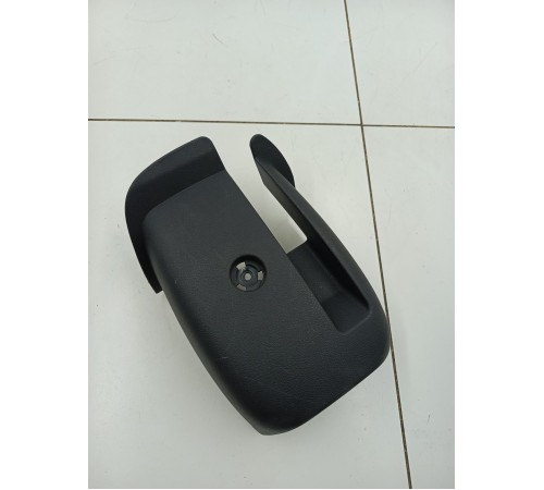 Кожух рулевой колонки нижний