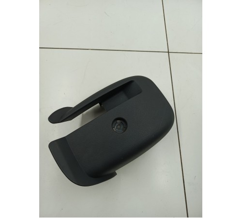 Кожух рулевой колонки нижний