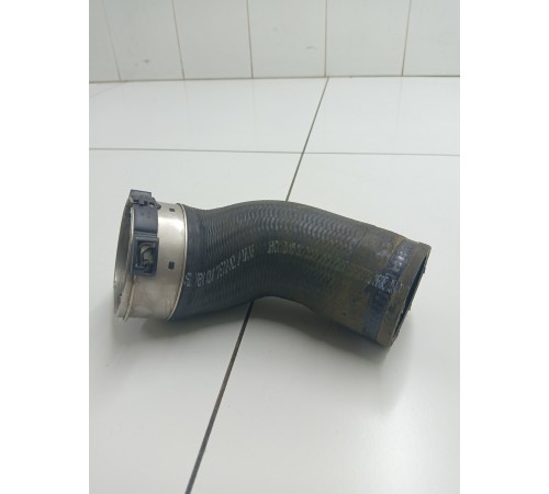 Патрубок интеркулера