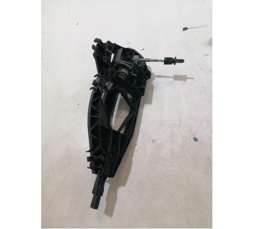 Ручка двери передняя левая наружная