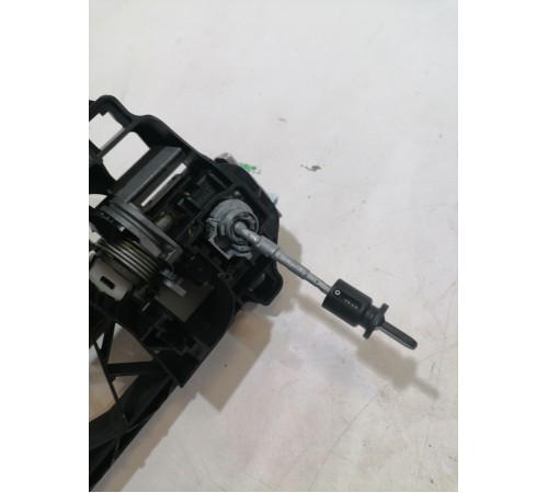 Ручка двери передняя левая наружная