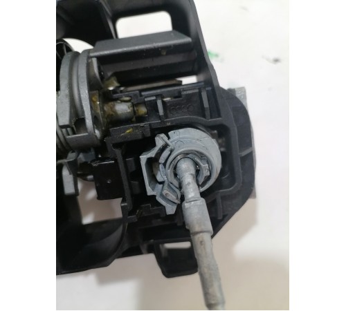 Ручка двери передняя левая наружная