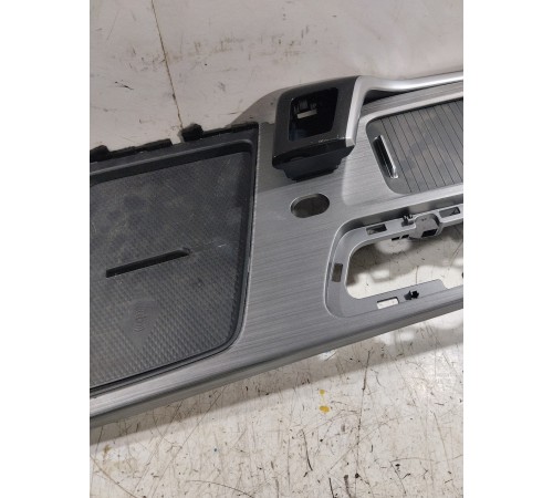 Накладка центральной консоли