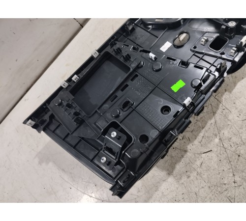 Накладка центральной консоли