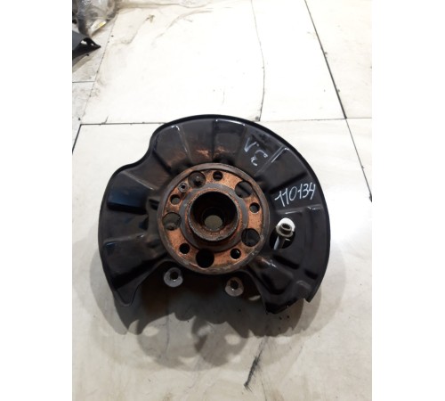 Кулак поворотный(задний левый)