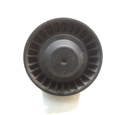 Ролик обводной