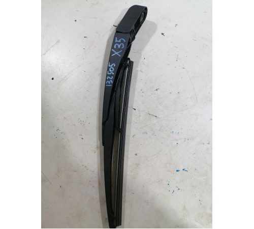 Поводок заднего стеклоочистителя 